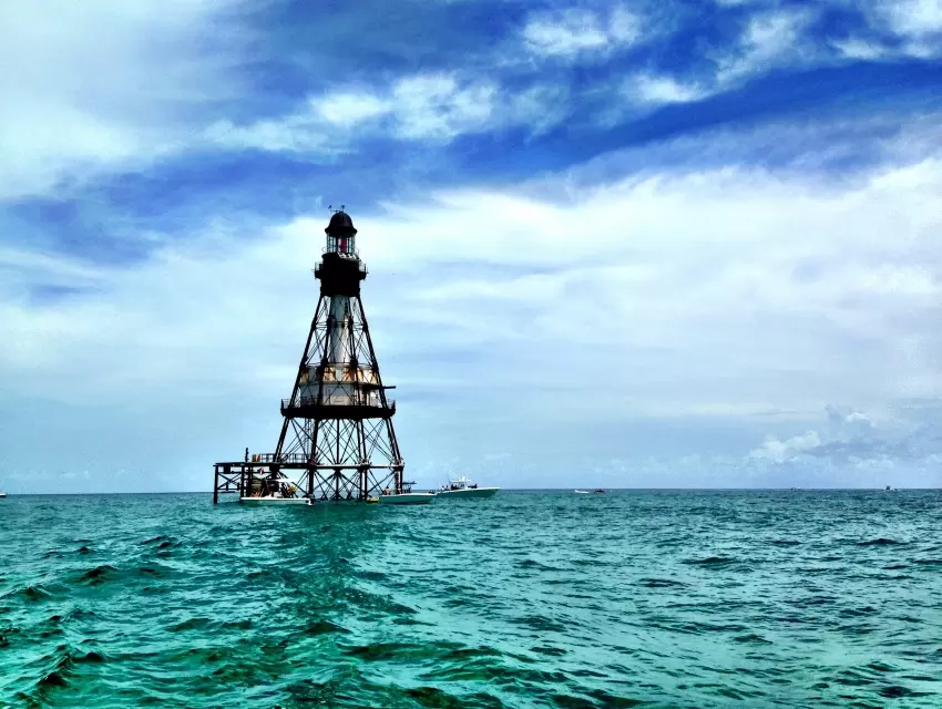 Fowey Rocks Lighthouse, Homestead | cityseeker