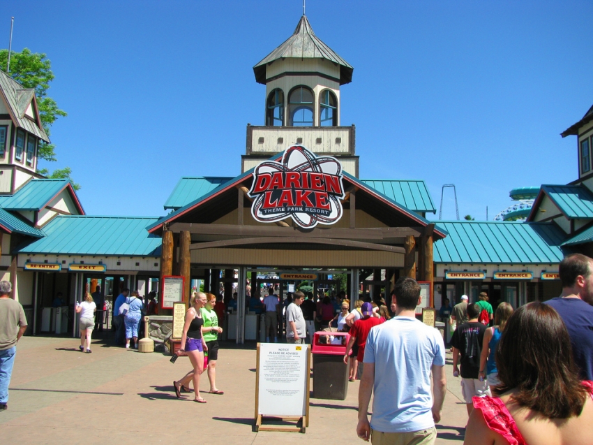 Six Flags Darien Lake, Corfu, eventseeker