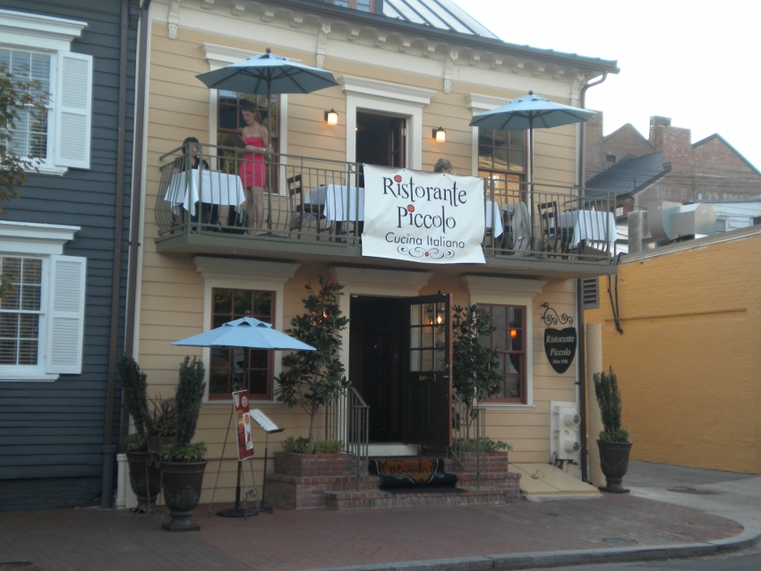 Ristorante Piccolo, Washington, eventseeker