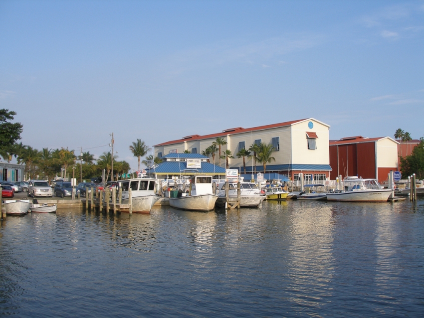 Tin City Waterfront Shops, Naples cityseeker