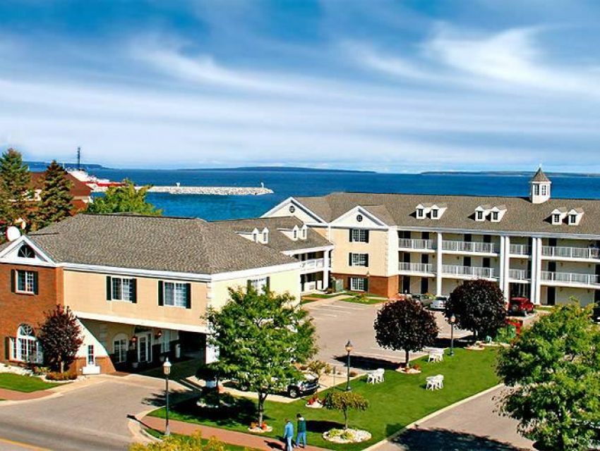 Comfort Inn Lakeside - Mackinaw City, Mackinaw City | cityseeker