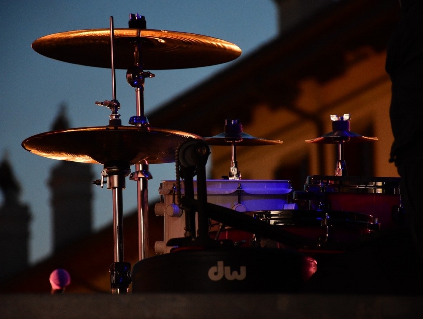 Barleens Dinner Show, Apache Junction, eventseeker